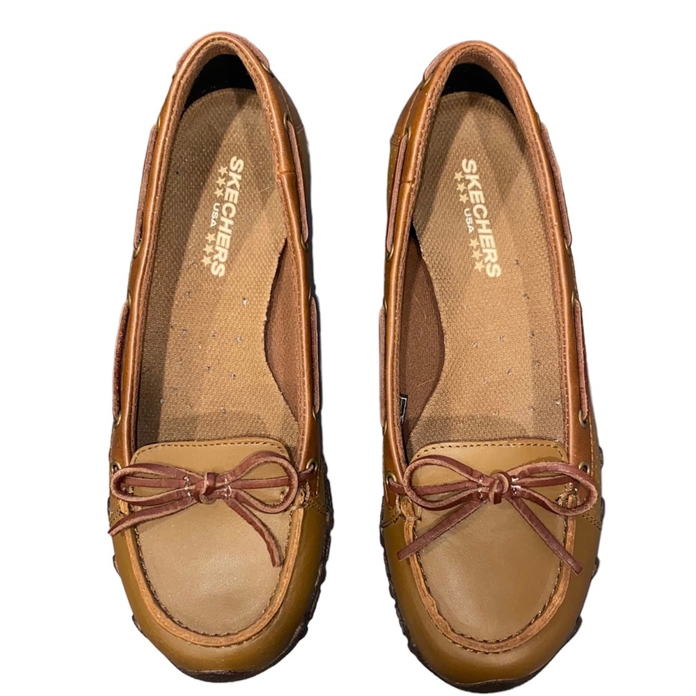 Super Comfy Skecher Loafers size 6